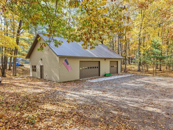 8531 HOWER RD, Minocqua, WI 54548