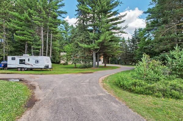 837 RAILROAD ST N, Eagle River, WI 54521