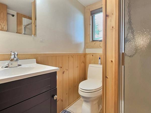 8190 LOST LAKE DR S, Saint Germain, WI 54558