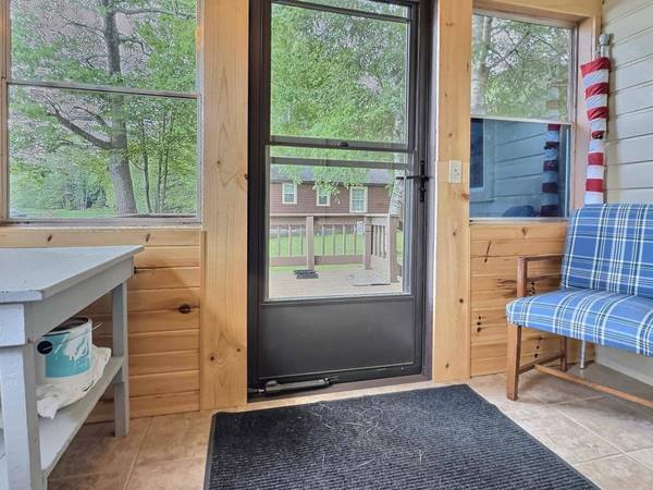 8190 LOST LAKE DR S, Saint Germain, WI 54558