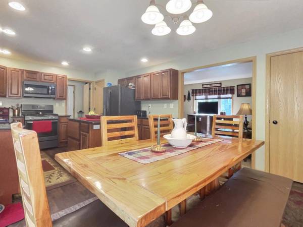 7094 WOODLAND DR, Star Lake, WI 54561