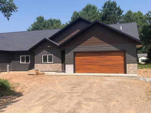 87 AQUILA CT S #Unit B, Eagle River, WI 54521