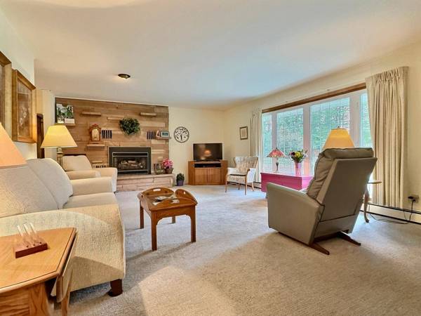 1028 LINDSTROM LN, St Germain, WI 54558