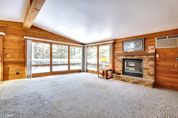 8106 FOREST WOOD LN, St Germain, WI 54558