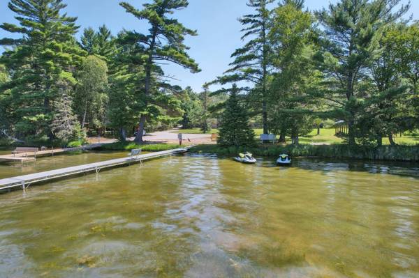 8106 FOREST WOOD LN, St Germain, WI 54558