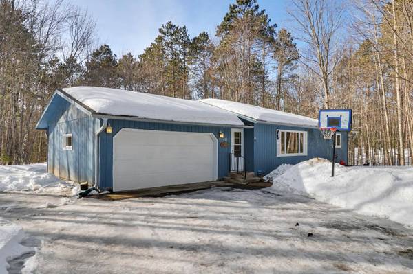 681 SPRINGVIEW DR, Eagle River, WI 54521