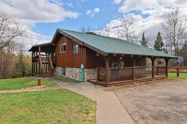 2340 CROKER RD, Eagle River, WI 54521