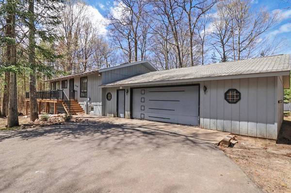 1729 APACHE TR, St Germain, WI 54558