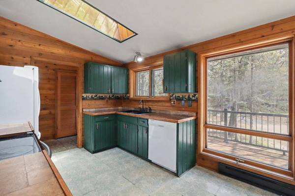 1729 APACHE TR, St Germain, WI 54558