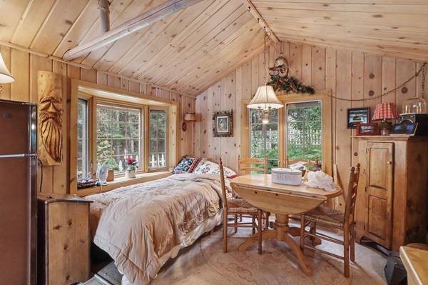 5216 ROCKY SHORE TR, Conover, WI 54519