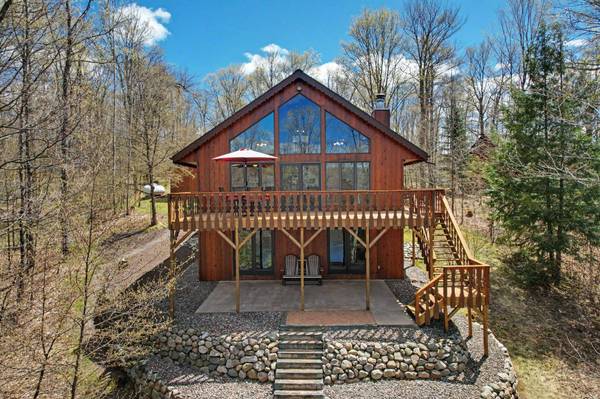 1064 NICOLET SHORES LN, Phelps, WI 54554