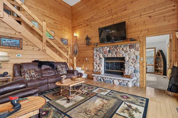 3975 CHURCH RD, Conover, WI 54519