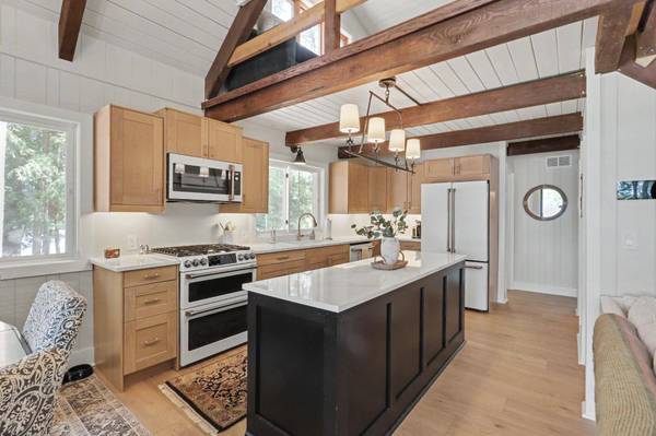 8004-5 FOUR MILE LAKE RD, Three Lakes, WI 54562