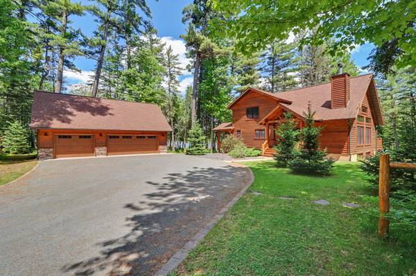 8004-5 FOUR MILE LAKE RD, Three Lakes, WI 54562