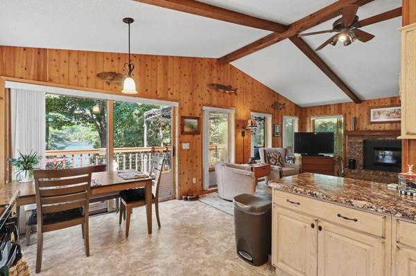 2775 STAR RD S, Eagle River, WI 54521