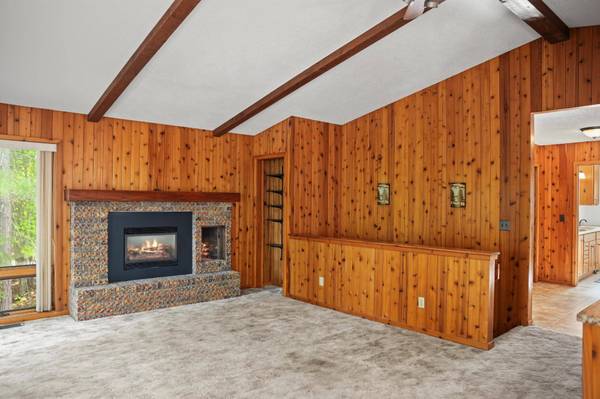 2775 STAR RD S, Eagle River, WI 54521