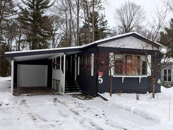 4252 SPRUCE LN, Eagle River, WI 54521