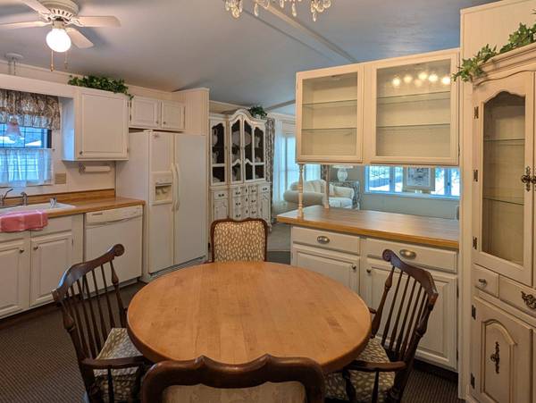 4252 SPRUCE LN, Eagle River, WI 54521