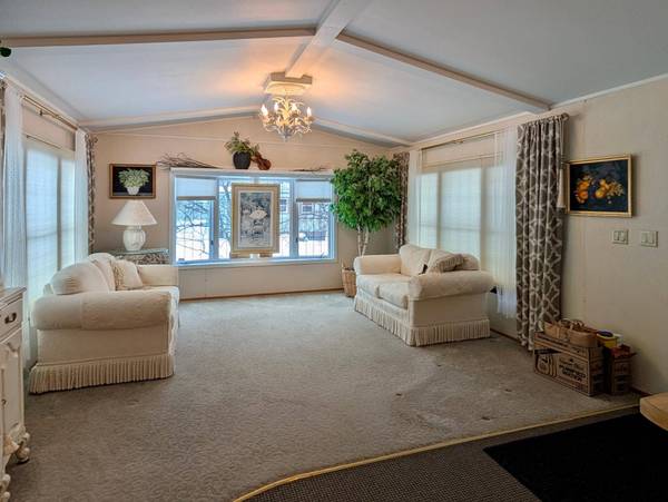 4252 SPRUCE LN, Eagle River, WI 54521