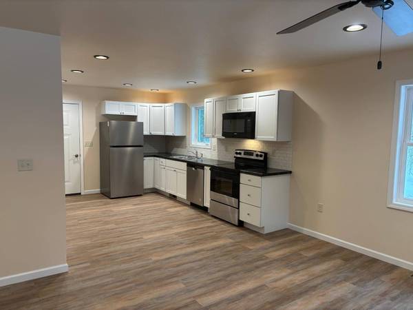 8460 FRONTIER CR W, Woodruff, WI 54568