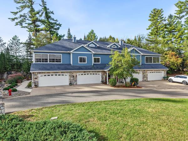 812 RIVER EDGE #A, Eagle River, WI 54521