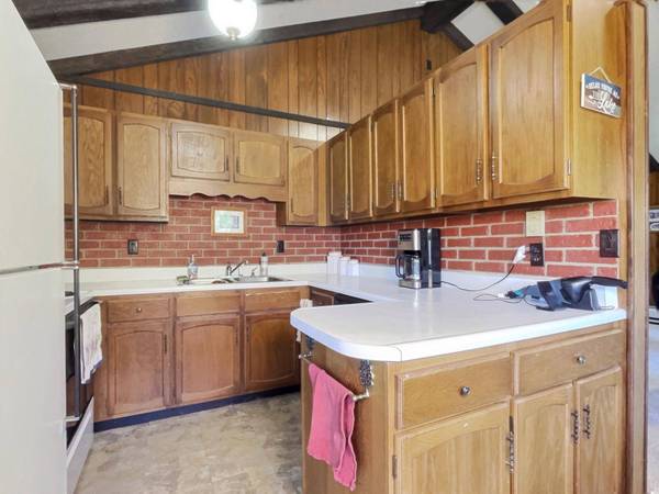 5515 JENNIE WEBBER LAKE RD, Rhinelander, WI 54501