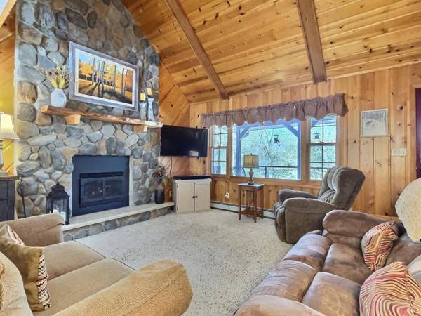 8197 LOST LAKE DR S, St Germain, WI 54558