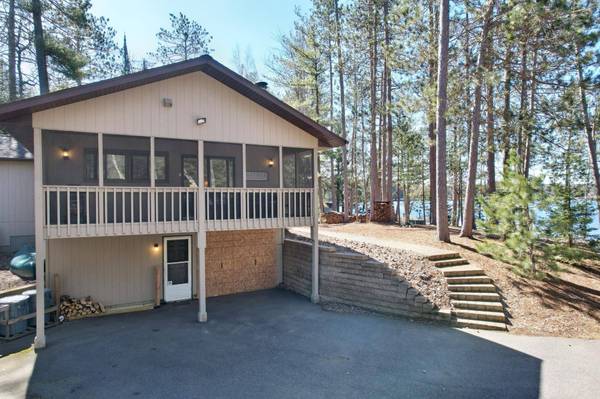 4032 NORTH SHORE DR, Rhinelander, WI 54501