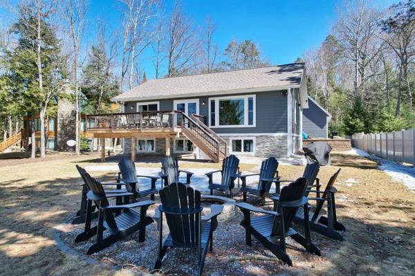 1267 CRAN LN, Eagle River, WI 54521