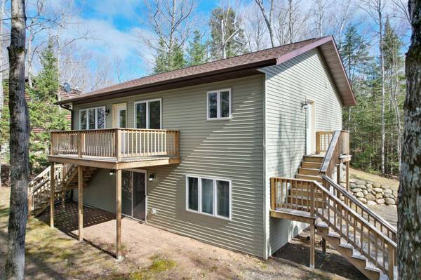 7097 COLONIAL LN, Land O Lakes, WI 54540