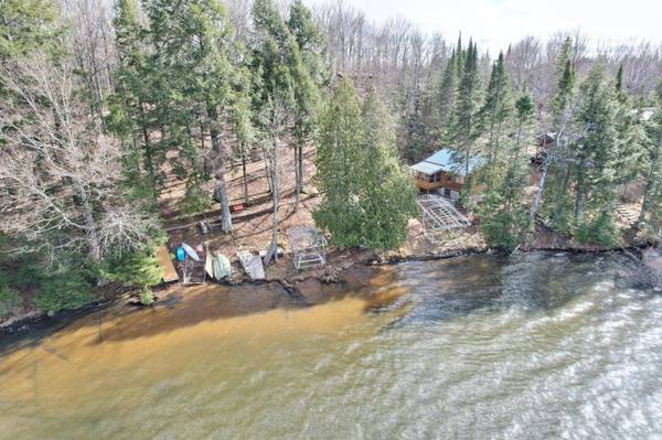 7097 COLONIAL LN, Land O Lakes, WI 54540
