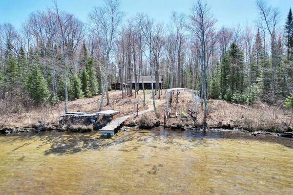 2980 KERR LN, Phelps, WI 54554