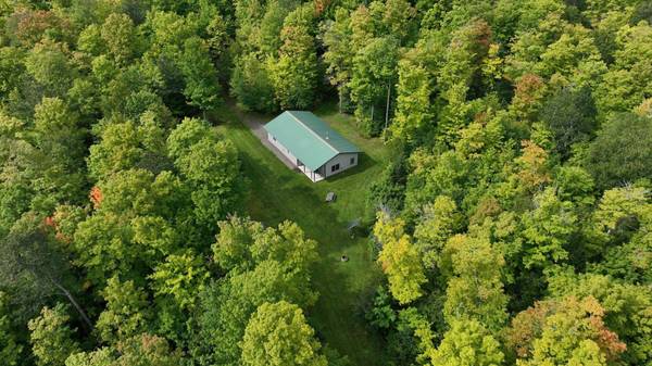 130 HWY 2, Stambaugh, MI 49935