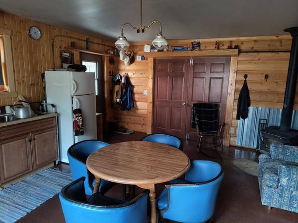 130 HWY 2, Stambaugh, MI 49935