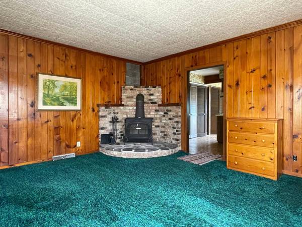 6503 AIRPORT RD, Land O Lakes, WI 54540