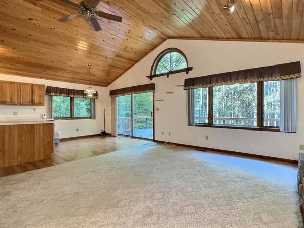1683 CARPENTER LAKE RD W, Eagle River, WI 54521