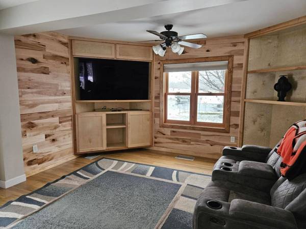 14469 RIVER RD N, Hurley, WI 54534