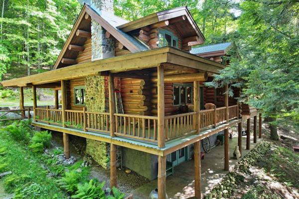 243 SMOKY LAKE DR, Iron River, MI 54554