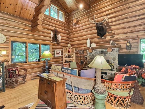 243 SMOKY LAKE DR, Iron River, MI 54554