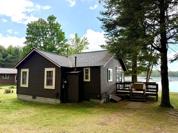 8190 LOST LAKE DR S, St Germain, WI 54558