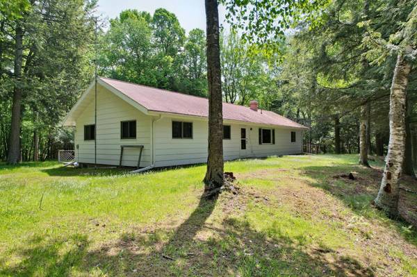 19814 THOUSAND ISLAND LAKE RD, Watersmeet, MI 49969