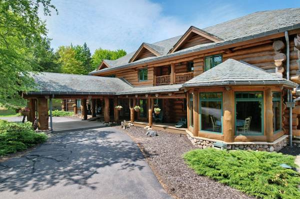 19210 MAMIE LAKE RD W, Watersmeet, MI 49969