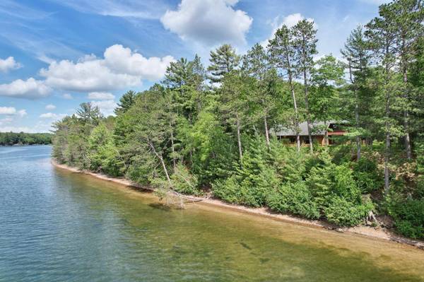 6517 ST CLAIR RD, Land O' Lakes, WI 54540