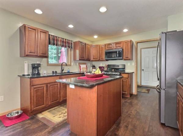 7094 WOODLAND DR, Star Lake, WI 54561