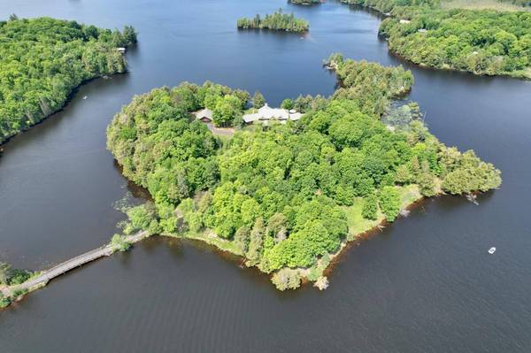 19210 MAMIE LAKE RD W, Watersmeet, MI 49969