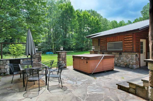 3141W CUT OFF RD, Mercer, WI 54557