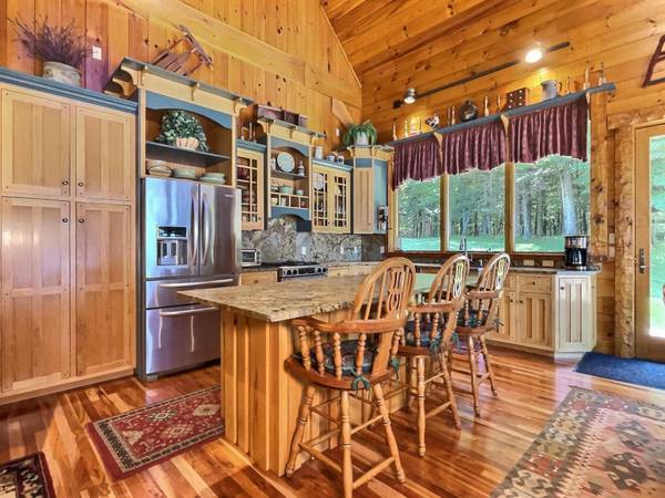 23196 BLACK BEAR RD, Watersmeet, MI 49969