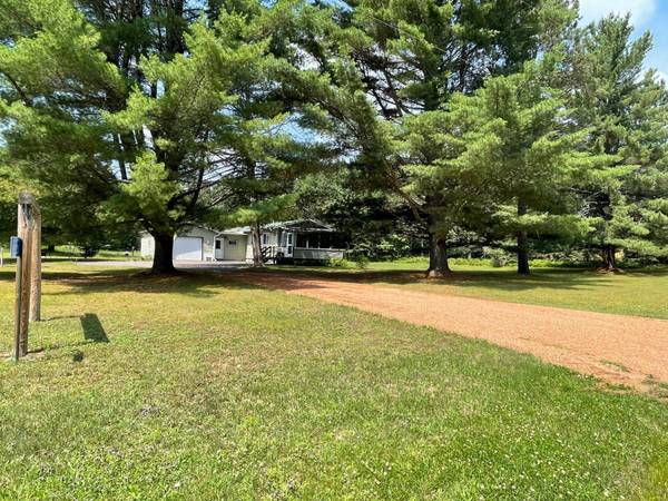 N1923 DUCK LAKE RD E, Watersmeet, MI 49969