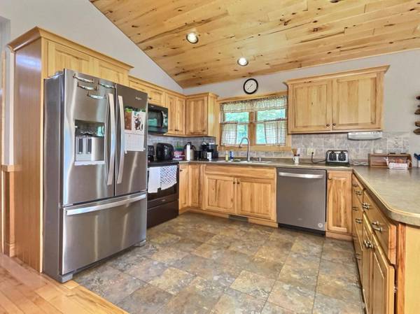 N4269 CISCO LAKE RD W, Watersmeet, MI 49969