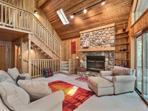 5801 MOCCASIN LAKE RD, Land O Lakes, WI 54540